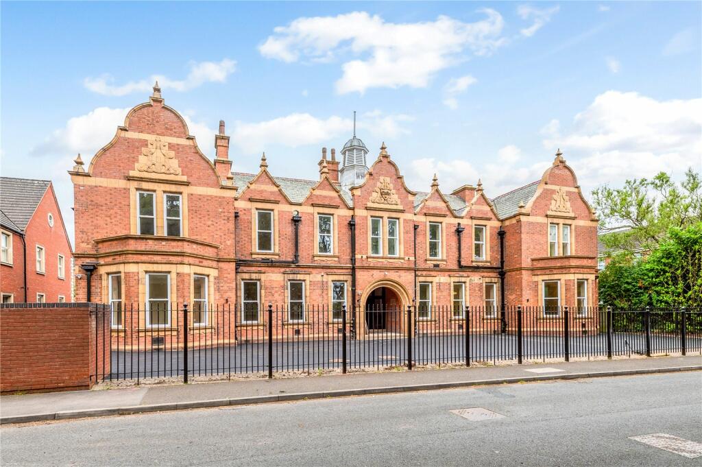 Additional property image - Bromsgrove, Worcestershire