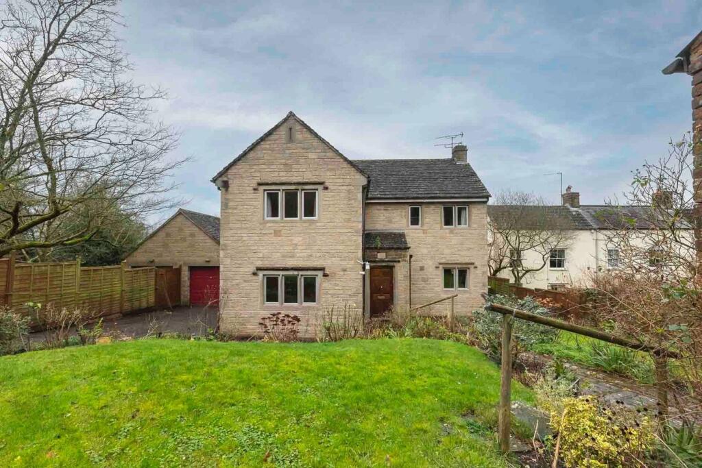 4 bedroom detached house for sale in Bradley Road, WottonunderEdge, GL12