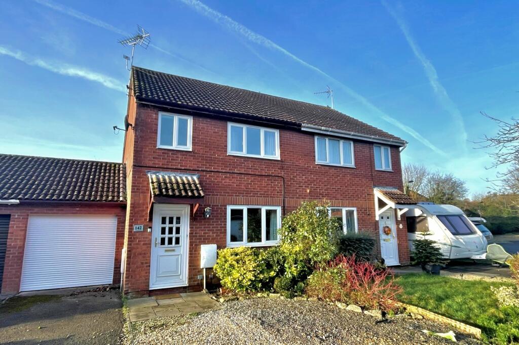3 bedroom semidetached house for sale in Woodlands Road, Charfield, GL12