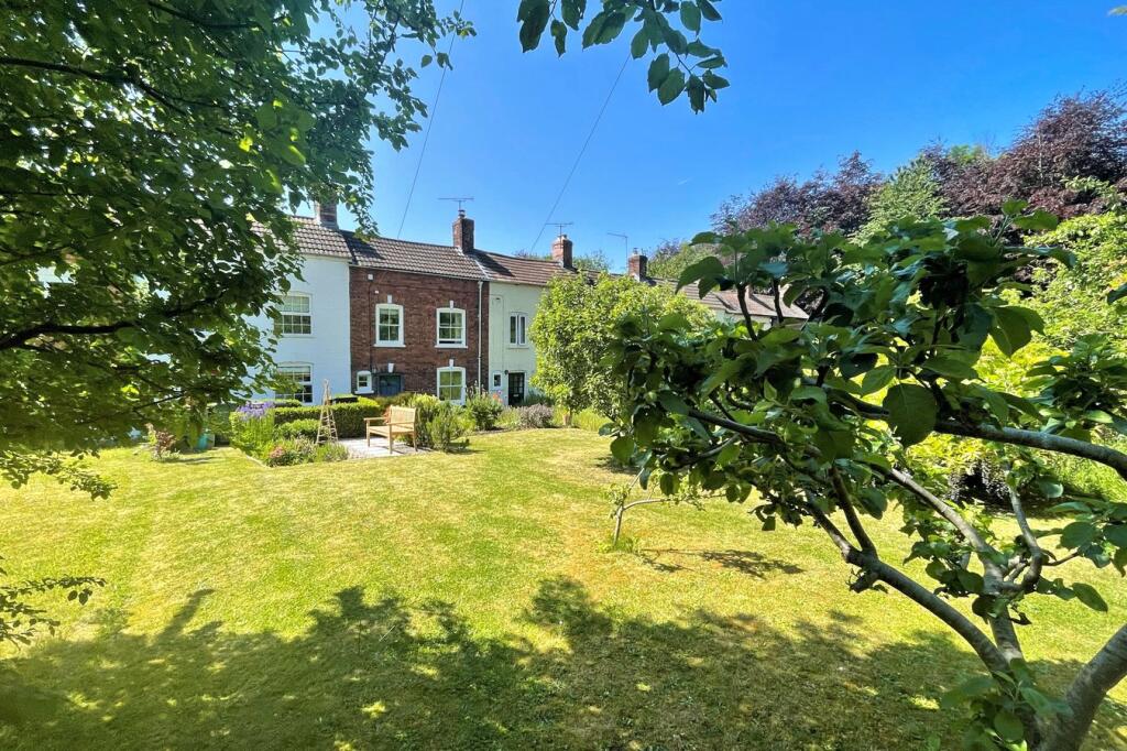 Main image of property: Gloucester Row, Wotton-under-Edge, GL12