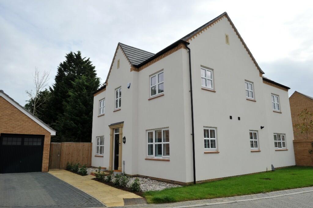 4 bedroom detached house for sale in St. Edes Way, Gamlingay, Cambs SG19