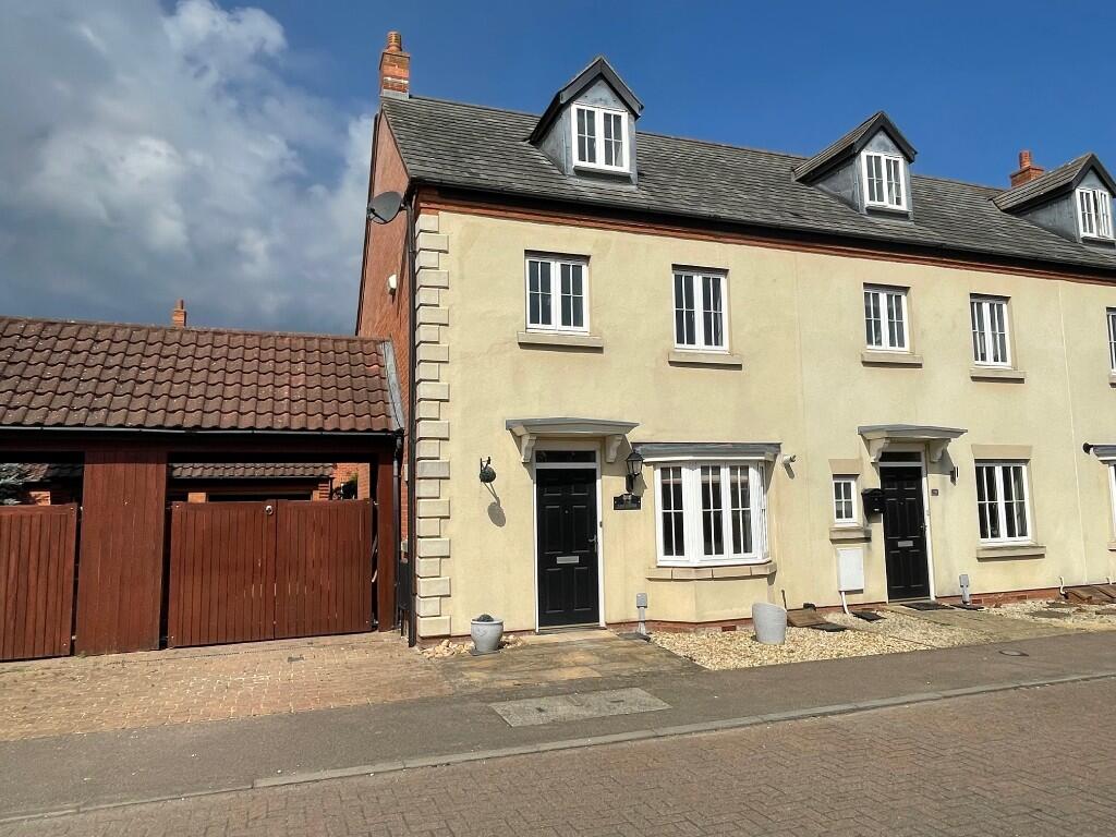 Main image of property: Chapman Way, Eynesbury, St. Neots, Cambridgeshire, PE19