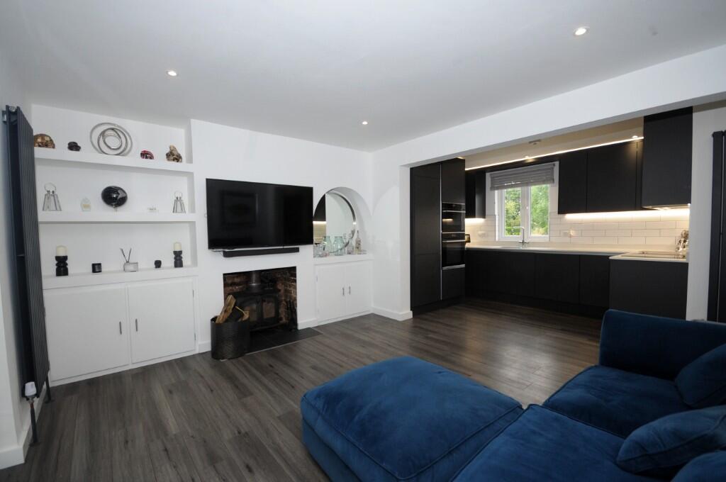 Main image of property: Bedford Road, MK44