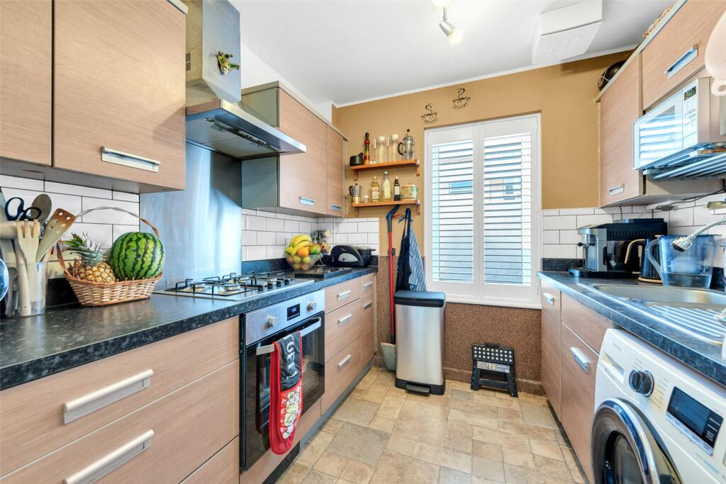 Additional property image - Cameron Drive, Dartford, Kent, DA1