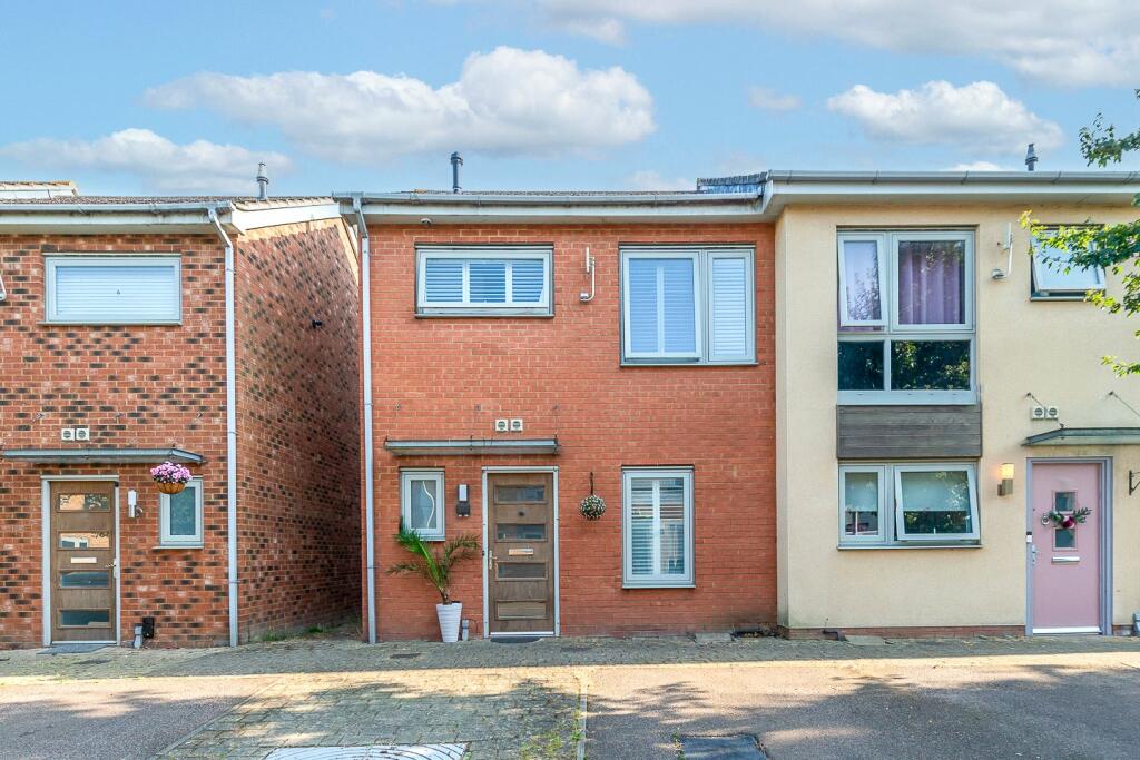 Additional property image - Cameron Drive, Dartford, Kent, DA1