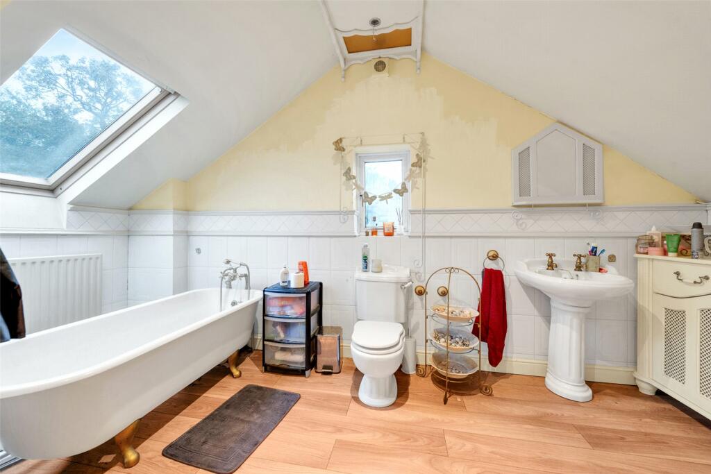 Additional property image - Mulberry Close, Meopham, DA13