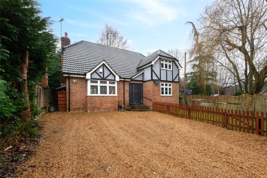 Property image for Meadow Lane, Meopham, Kent, DA13