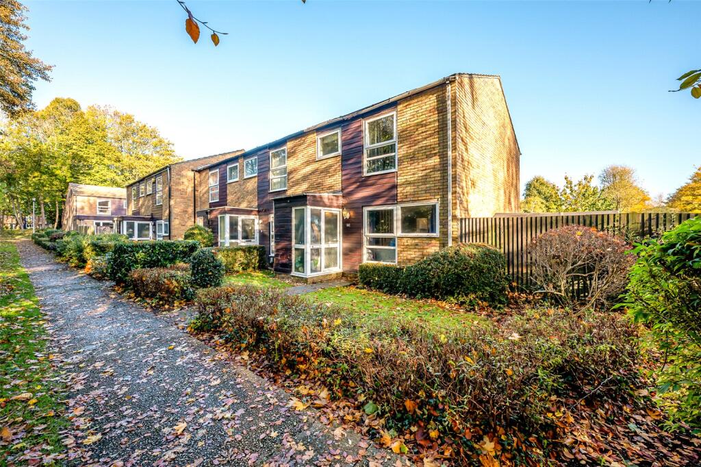 Main image of property: Foxbury, New Ash Green, Longfield, Kent, DA3