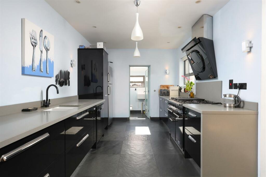 Additional property image - Sefton Park Road, Bristol