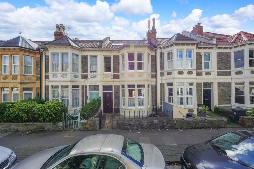 4 bedroom house for sale in Sefton Park Road, St Andrews, Bristol, BS7