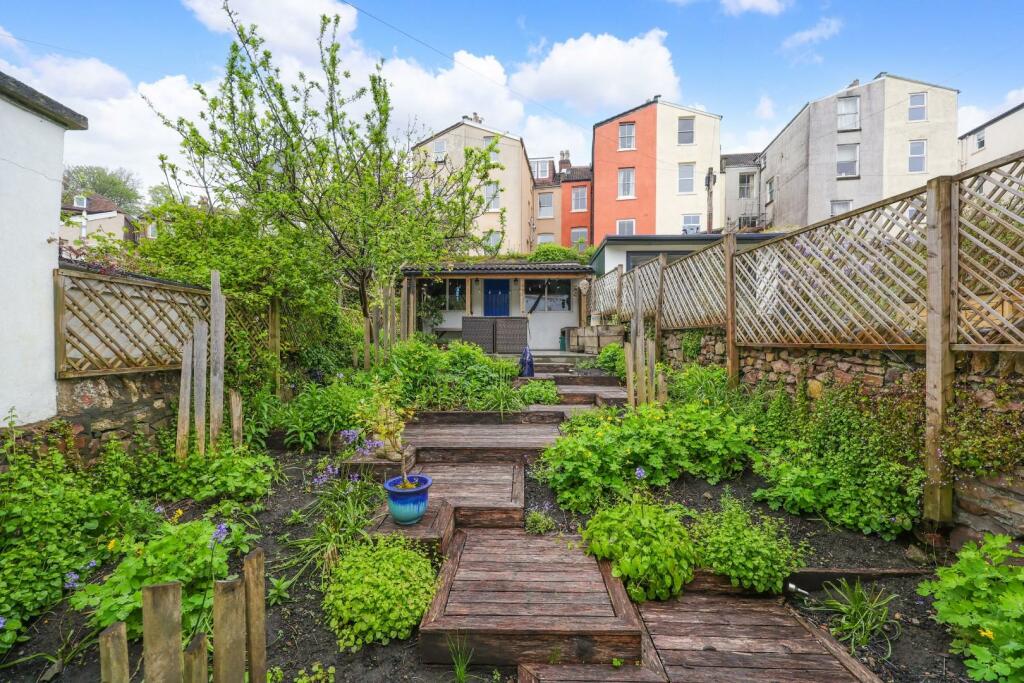 Additional property image - Clifton Wood Crescent, Bristol