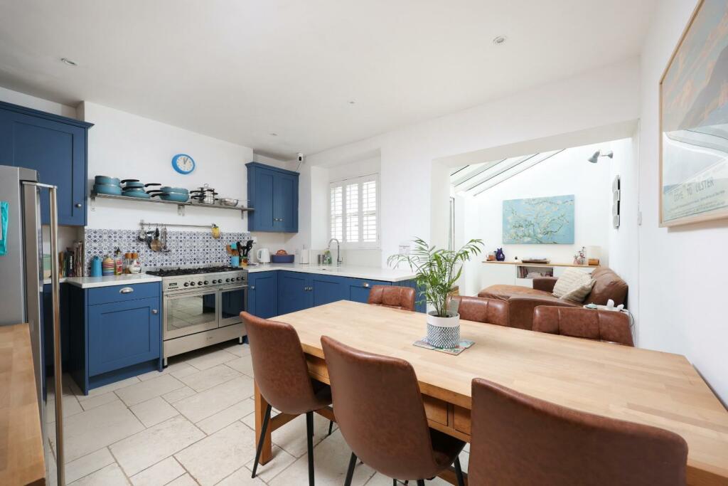 Additional property image - Clifton Wood Crescent, Bristol