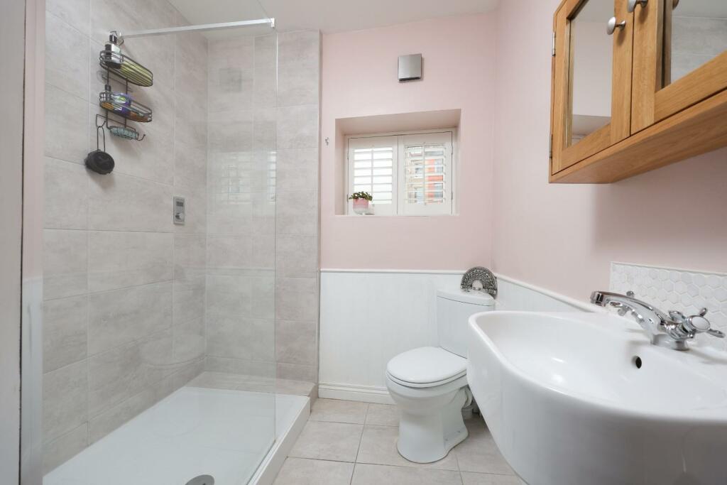 Additional property image - Clifton Wood Crescent, Bristol