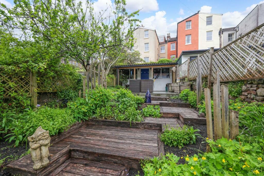 Additional property image - Clifton Wood Crescent, Bristol