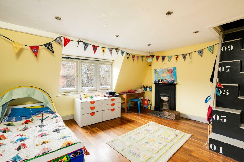 Additional property image - Freeland Place, Bristol