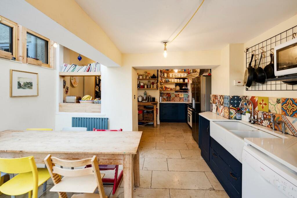 Additional property image - Freeland Place, Bristol