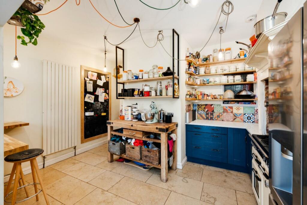 Additional property image - Freeland Place, Bristol