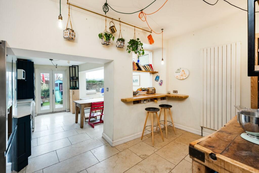 Additional property image - Freeland Place, Bristol