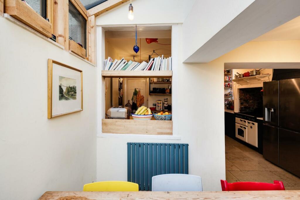 Additional property image - Freeland Place, Bristol