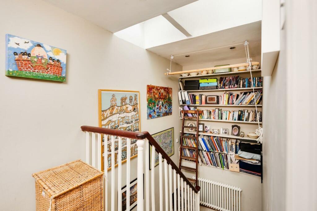 Additional property image - Freeland Place, Bristol