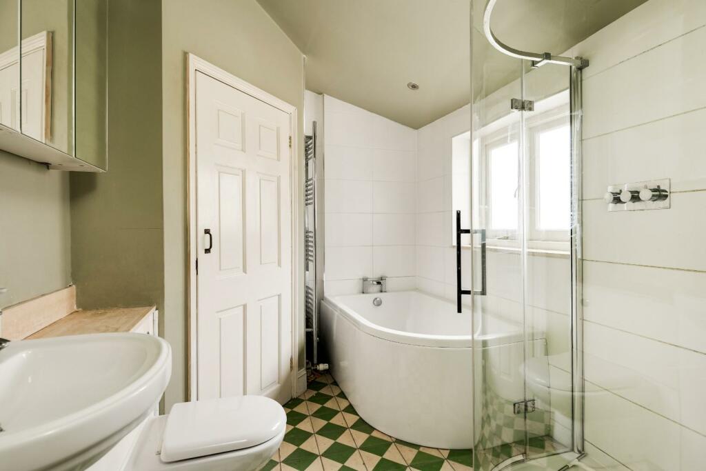 Additional property image - Freeland Place, Bristol