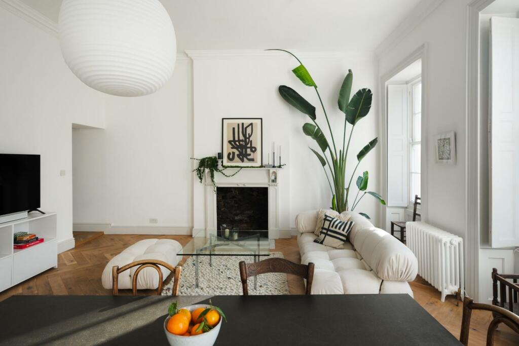 Additional property image - Richmond Terrace, Clifton, Bristol