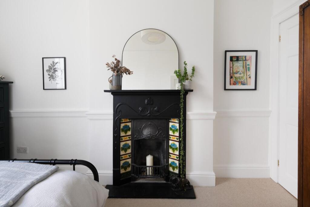 Additional property image - York Place, Clifton, Bristol