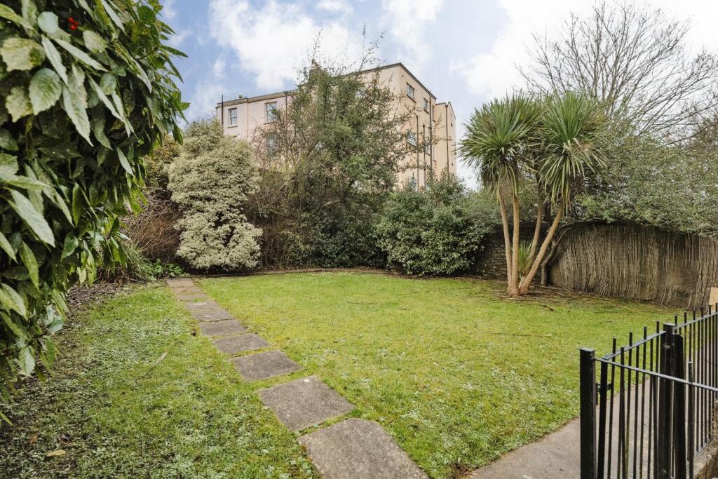 Additional property image - Cotham Road, Bristol