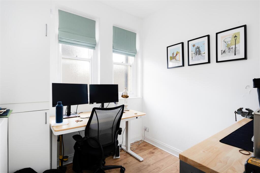 Additional property image - Manor Park, Redland, Bristol