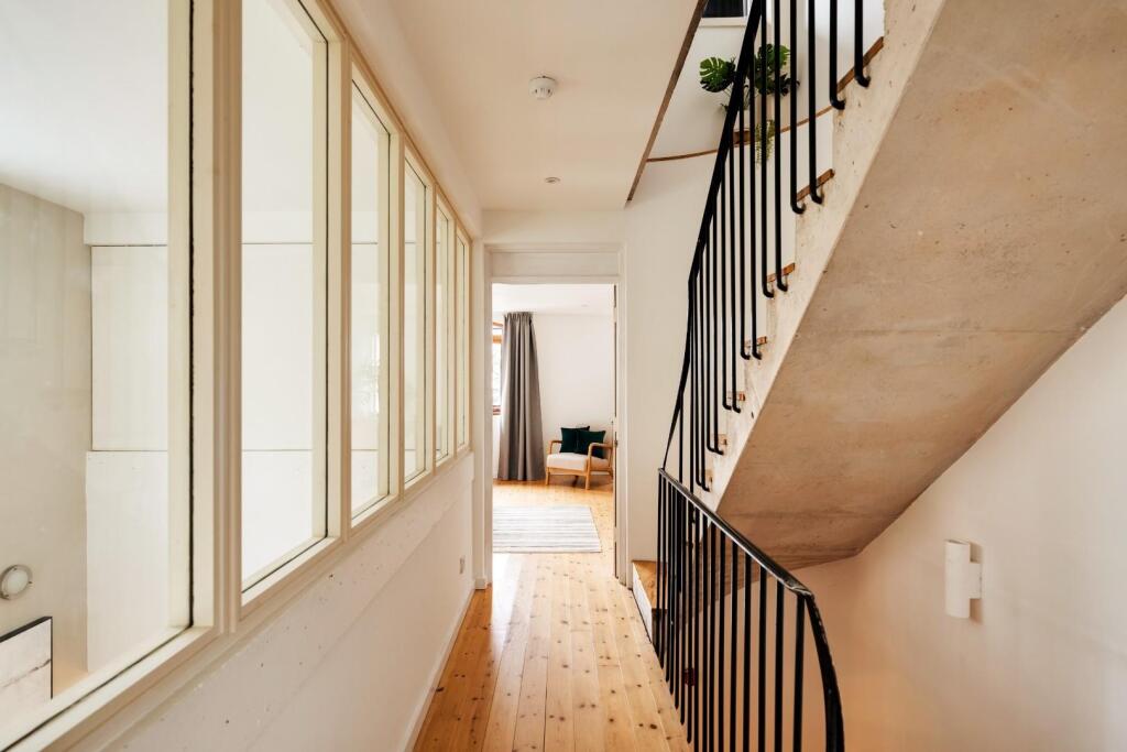 Additional property image - Montague Place, Bristol