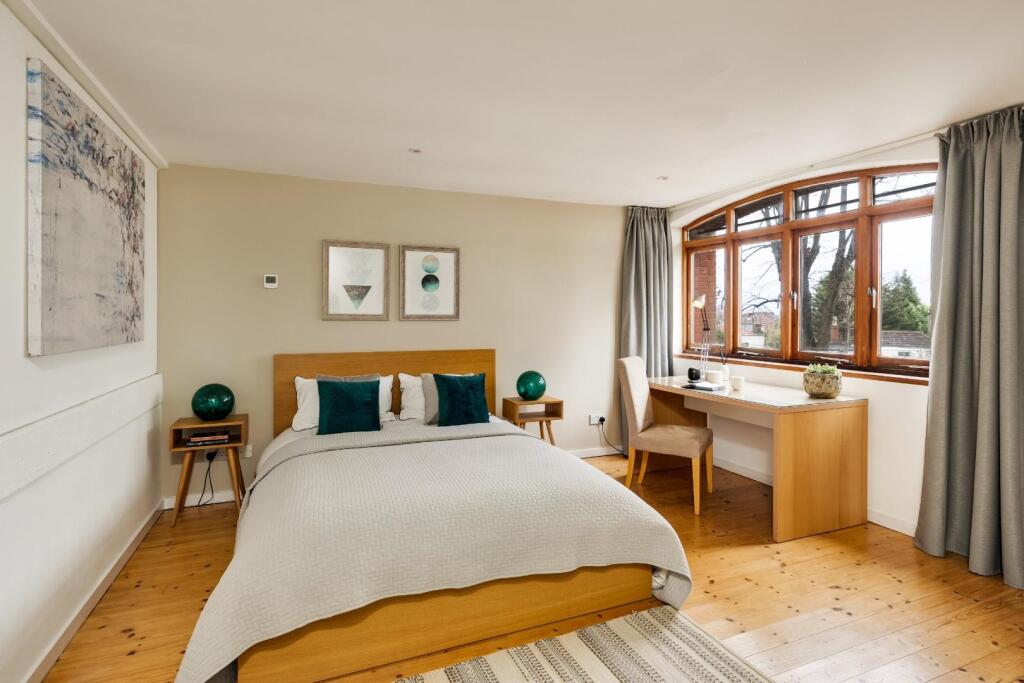 Additional property image - Montague Place, Bristol