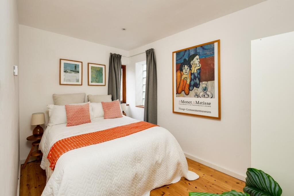 Additional property image - Montague Place, Bristol