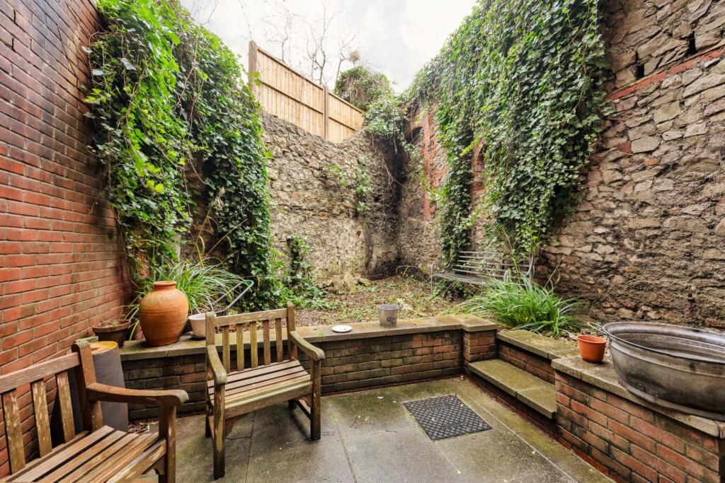 Additional property image - Montague Place, Bristol