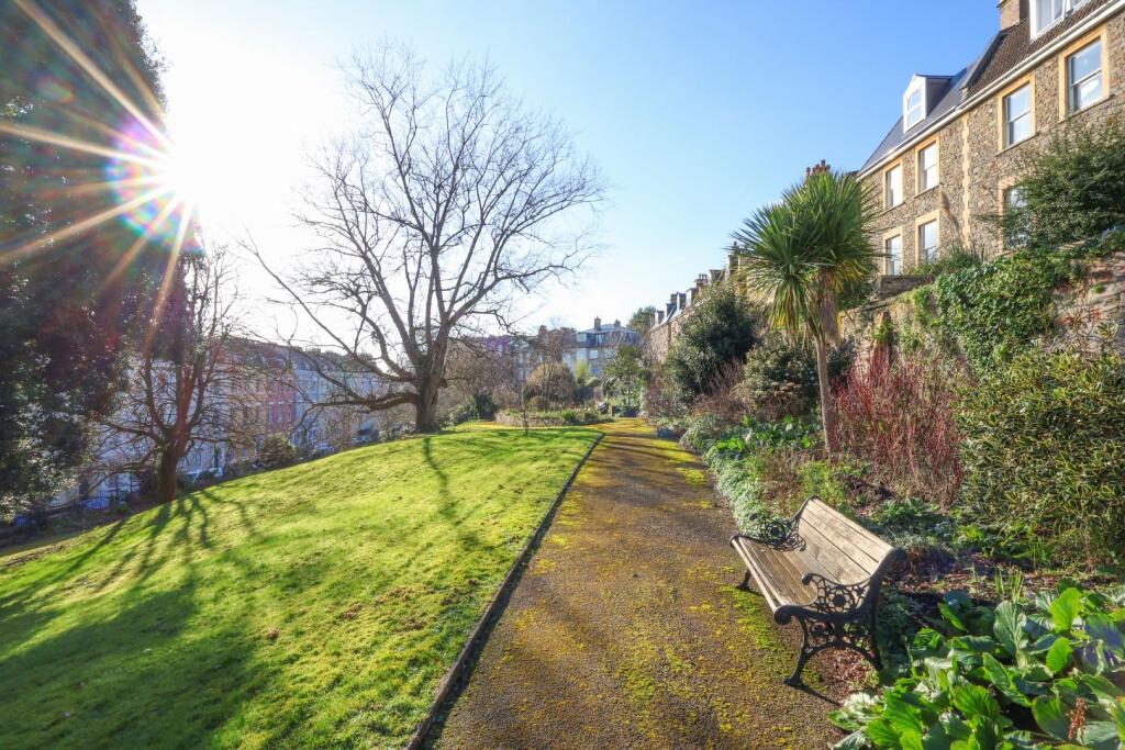 Additional property image - Cornwallis Grove, Clifton, Bristol