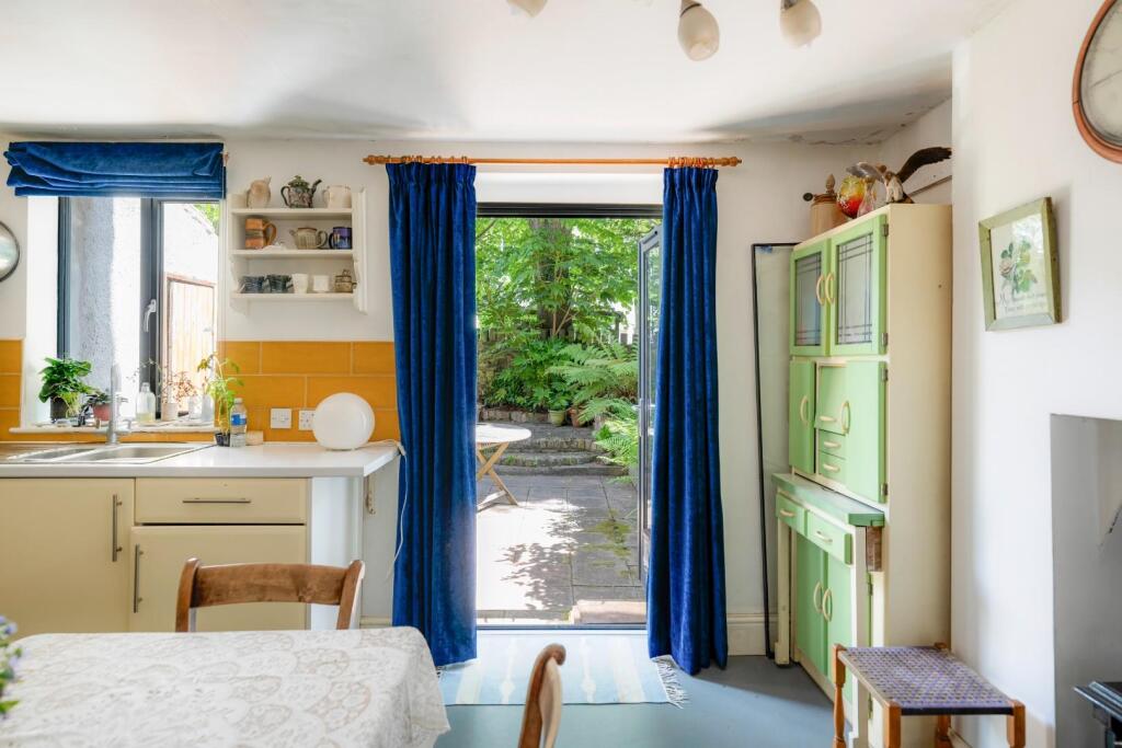 Main image of property: Roslyn Road, Redland, Bristol