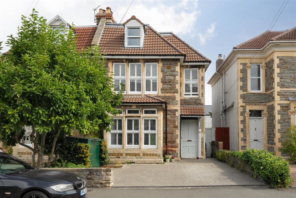 Main image of property: Lancashire Road, Bishopston, Bristol