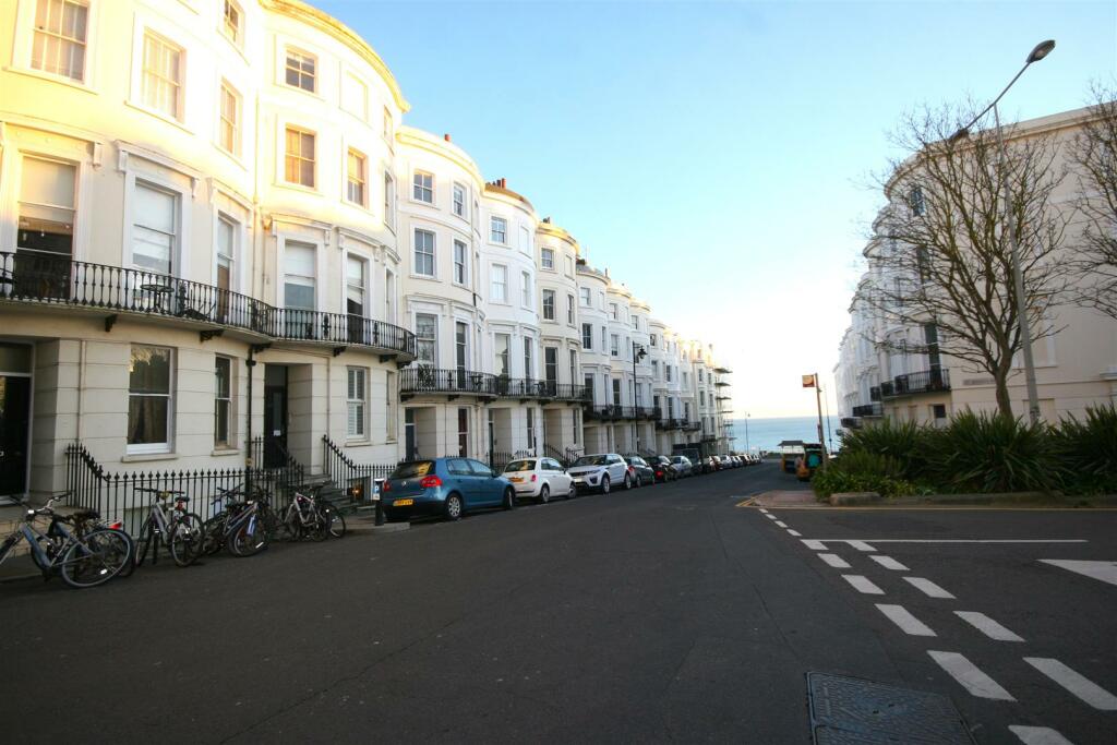 1 bedroom flat for rent in Eaton Place, Brighton, BN2
