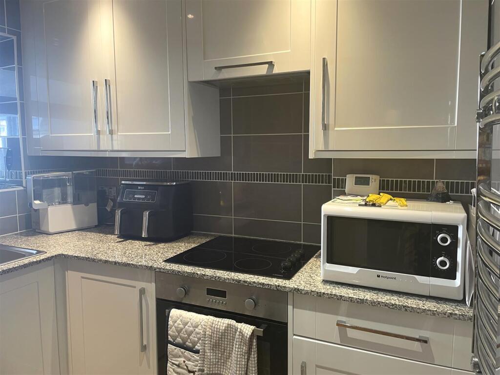 Additional property image - Edward Street, Brighton