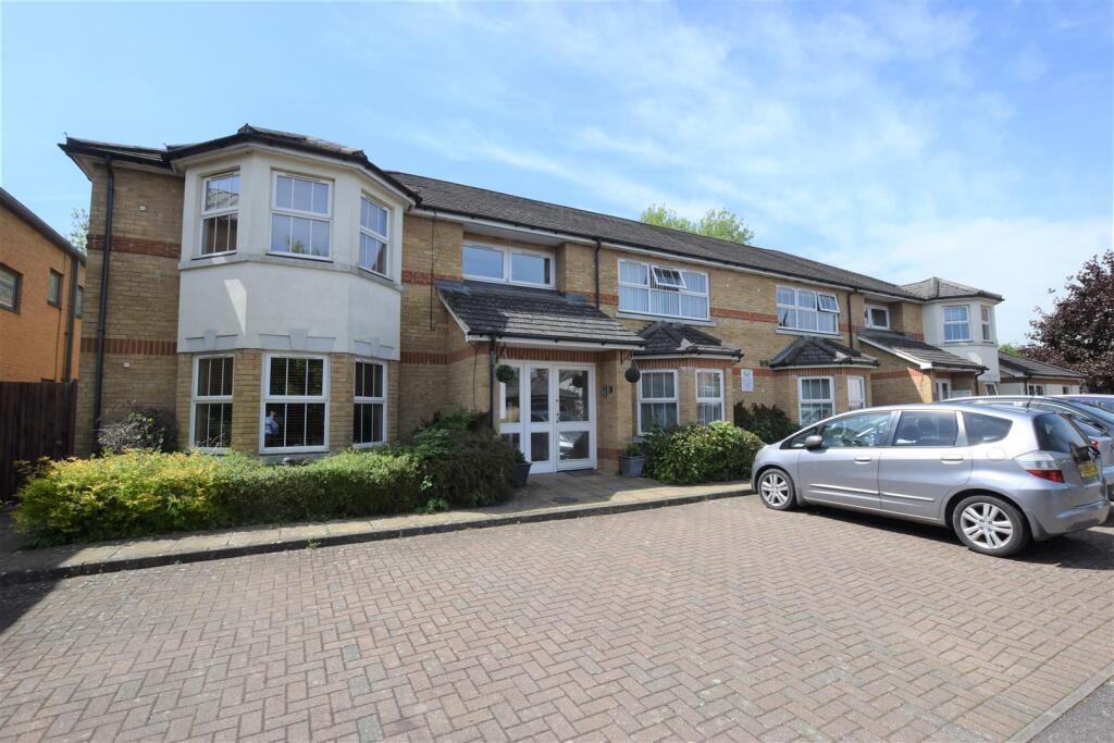 Main image of property: CHATSWORTH MEWS, Diamond Road, Watford