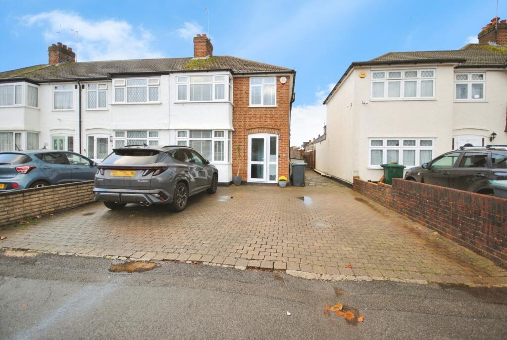 Main image of property: Barton Way, Croxley Green