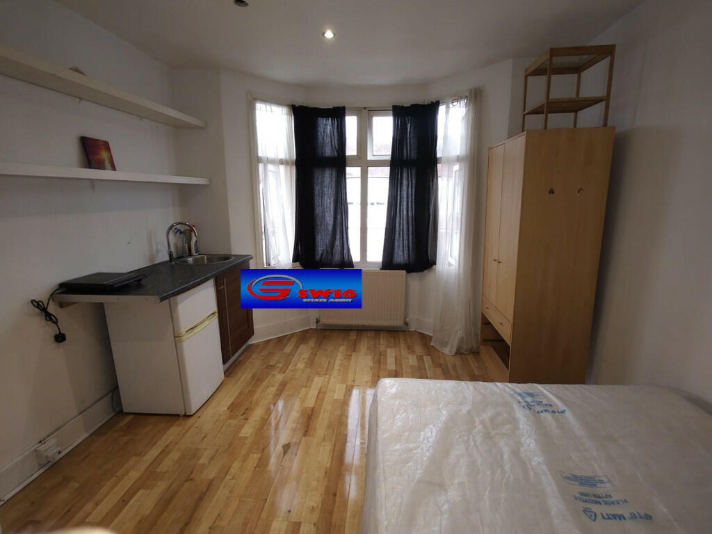 1 bedroom house share for rent in Mersham Road, Thornton Heath, Surrey, CR7