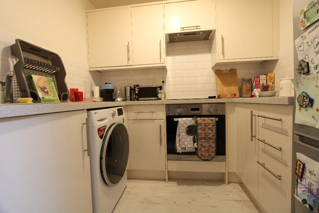 Main image of property: The Broadway, London, SW19