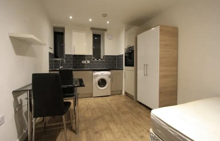 Main image of property: Lewisham High Street, London, SE13