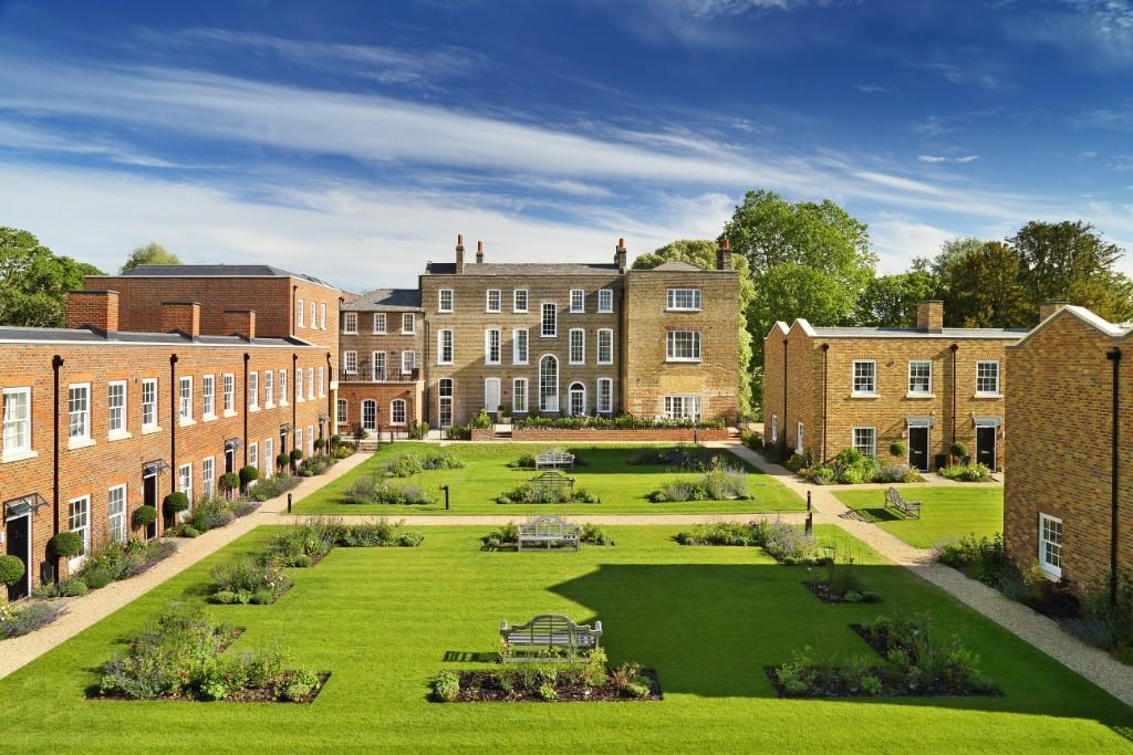 3 bedroom apartment for sale in 56 Ham Common, Richmond, TW10 7JH, TW10