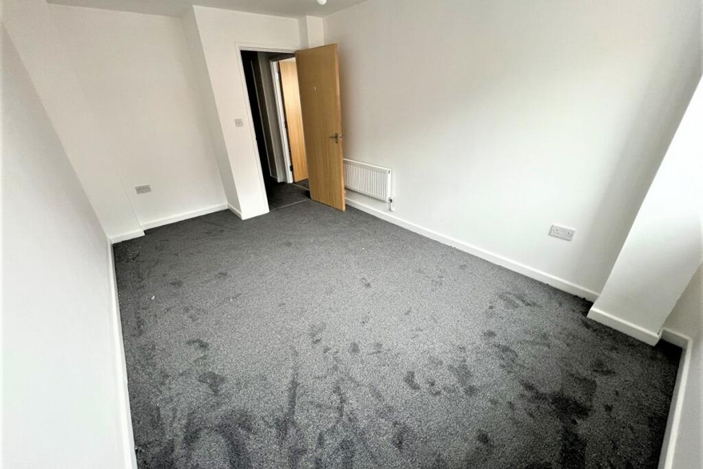 2 bedroom flat for sale in Meon House, 78 High Street, Cosham