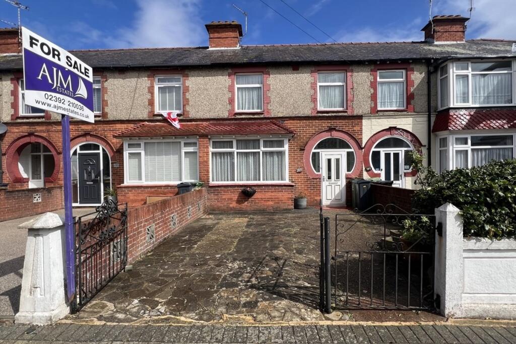 Main image of property: Chatsworth Avenue, Portsmouth, Hampshire, PO6 2UH