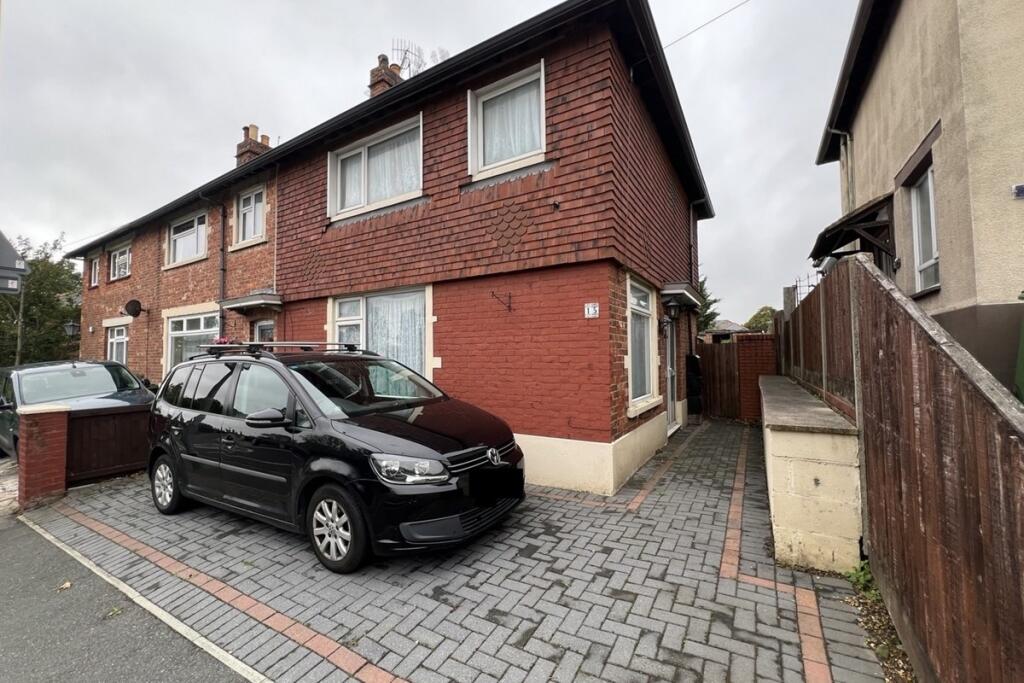 Main image of property: Sevenoaks Road, Wymering, Portsmouth, Hampshire, PO6 3JP