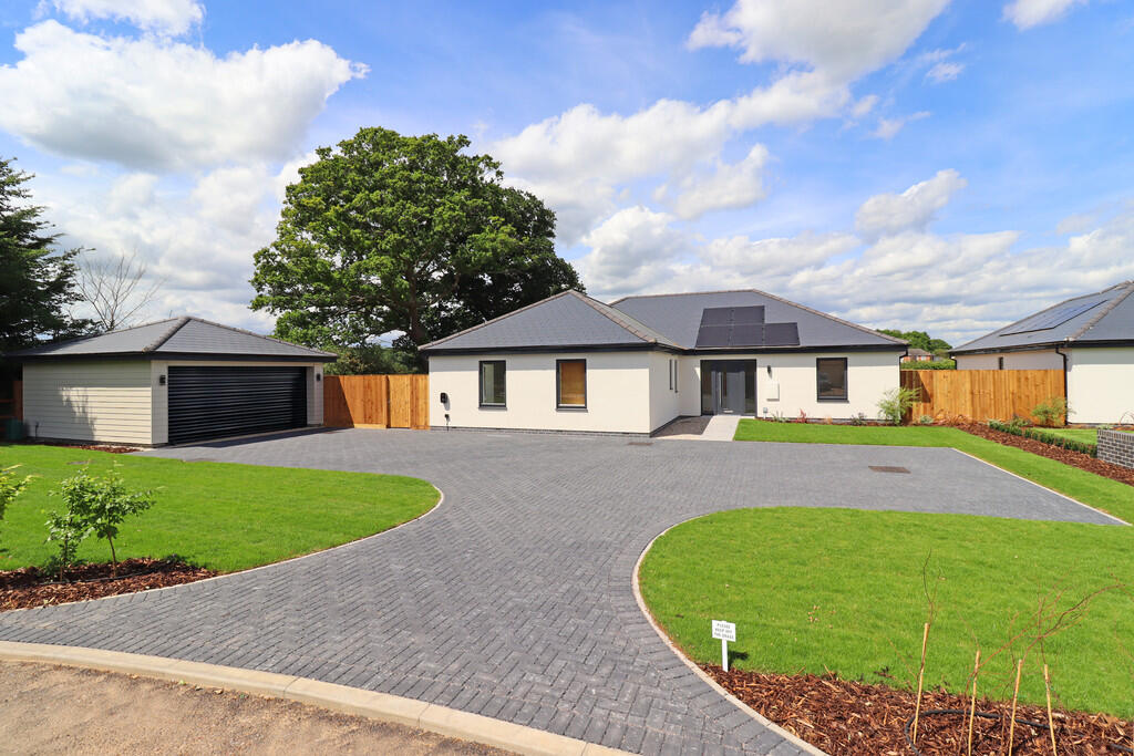 Main image of property: Hazel Shrub, Bentley