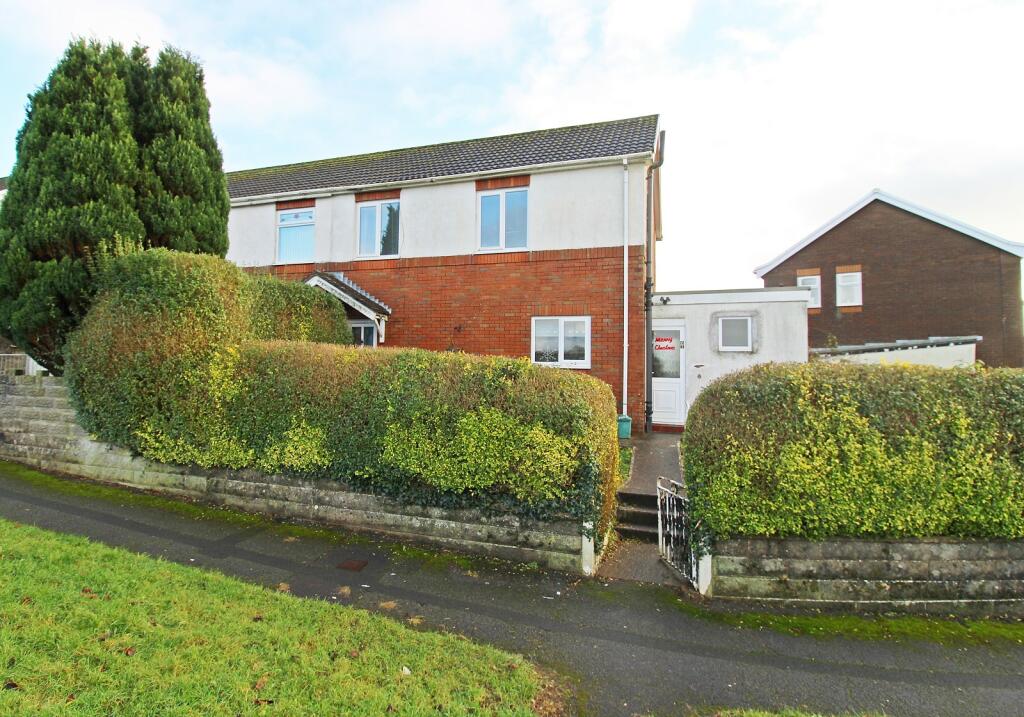 3 bedroom semidetached house for sale in Tyla Coch, Llanharry, Pontyclun, Rhondda Cynon Taff