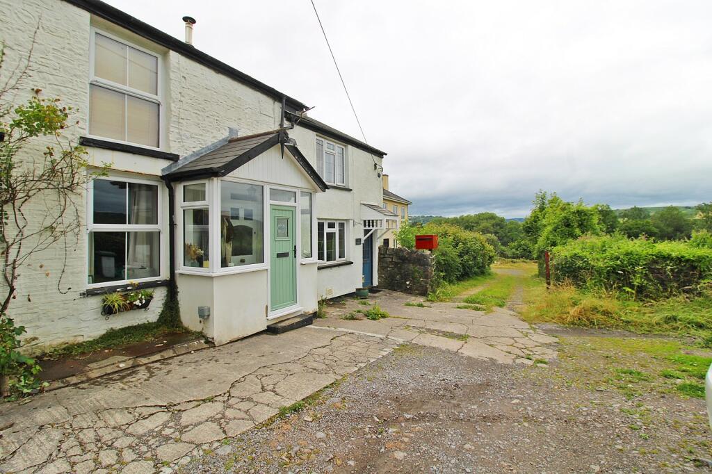 2 bedroom terraced house for sale in Groesfaen, Pontyclun, Rhondda